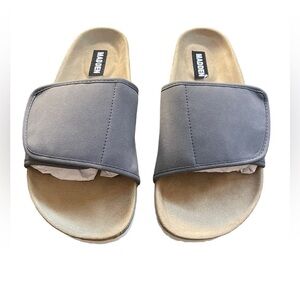 Madden Taisto Grey Suede Sandals